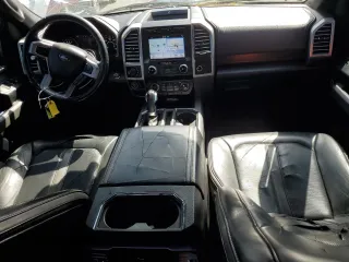2019 Ford F-150 XL z VIN 1FTEW1E4XKFD33912, wystawiony jako Copart lot #60840845 z przebiegiem 72 012 mil mil oraz Szkoda całkowita • Salvage title. Historia ofert i sprzedaży dostępna na DreamBid. Obrazek 8.