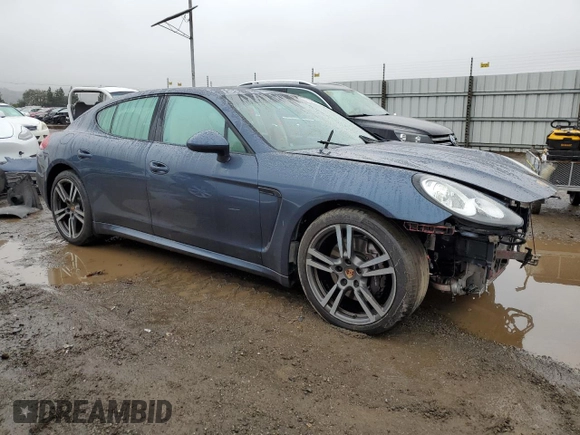 2014 Porsche Panamera с VIN WP0AA2A79EL009679, выставлен на аукционе Copart как лот 85499224 с пробегом 80 908 миль миль и Списание • Salvage title. История ставок и продаж доступна на DreamBid. Изображение 4.