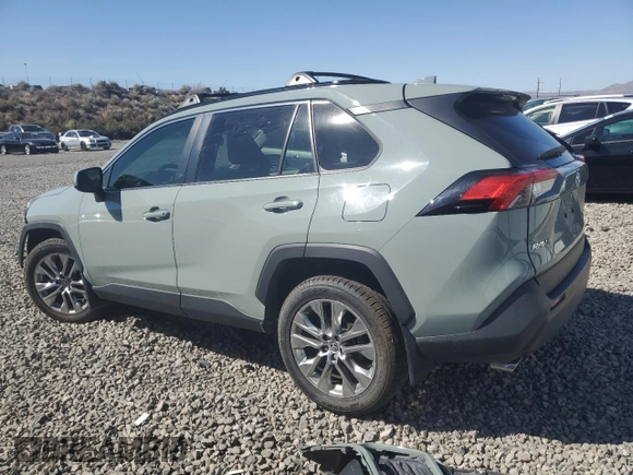 2021 Toyota RAV4 XLE Premium with VIN JTMA1RFV4MD070219, listed as a Copart auction lot 69473604 with 39,914 mi miles and Salvage title. Bid and sale history available at DreamBid. Image 2.
