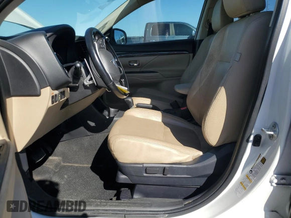 2016 Mitsubishi Outlander GT with VIN JA4JZ4AX2GZ006279, listed as a Copart auction lot 48085325 with 141,794 mi miles and Clean title. Bid and sale history available at DreamBid. Image 7.