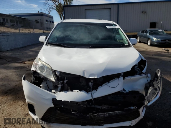 2020 Toyota Sienna LE Auto Access Seat with VIN 5TDKZ3DC8LS067046, listed as a Copart auction lot 68839594 with 48,422 mi miles and Salvage Title. Bid and sale history available at carsss.com. Image 5.