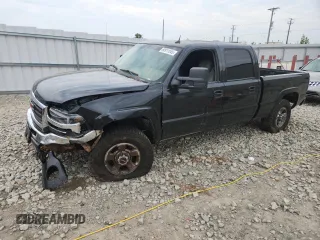 2005 GMC Sierra 2500HD SLE z VIN 1GTHK23U35F816096, wystawiony jako Copart lot #60911045 z przebiegiem 155 164 mil mil oraz Czysty tytuł • Clean title. Historia ofert i sprzedaży dostępna na DreamBid. Obrazek 1.