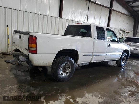 1999 GMC Sierra 1500 with VIN 1GTFC29U2XZ518488, listed as a Copart auction lot 74092634 with 447,082 mi miles and Salvage Title. Bid and sale history available at DreamBid. Image 3.