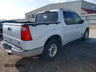 2002 Ford Explorer Sport Trac Value z VIN 1FMZU67E22UD08097, wystawiony jako IAAI lot #42729751 z przebiegiem 186 677 mil mil oraz . Historia ofert i sprzedaży dostępna na DreamBid. Obrazek 4.