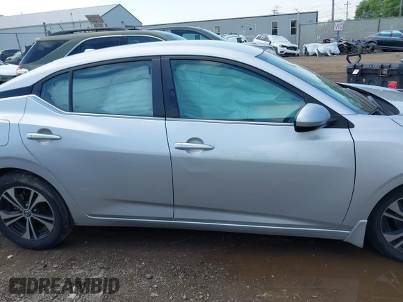 2022 Nissan Sentra SV z VIN 3N1AB8CV4NY301245, wystawiony jako IAAI lot #42275485 z przebiegiem 26 145 mil mil oraz . Historia ofert i sprzedaży dostępna na DreamBid. Obrazek 13.
