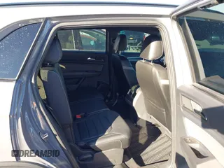 2021 Volkswagen Atlas SEL Premium with VIN 1V2TE2CAXMC215550, listed as a IAAI auction lot 41579665 with 55,264 mi miles and . Bid and sale history available at DreamBid. Image 8.