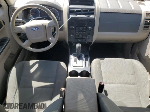 2010 Ford Escape XLS with VIN 1FMCU9C70AKC85380, listed as a Copart auction lot 52868005 with 302,211 mi miles and Clean title. Bid and sale history available at DreamBid. Image 8.