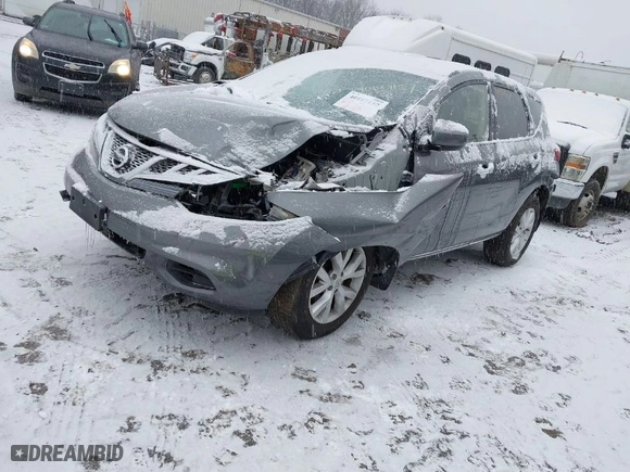 2013 Nissan Murano SL with VIN JN8AZ1MW6DW306030, listed as a IAAI auction lot 41848732 with 113,923 mi miles. Bid and sale history available at carsss.com. Image 2.