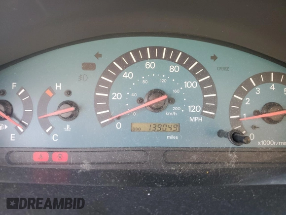 2003 Mitsubishi Galant ES z VIN 4A3AA46G03E042881, wystawiony jako Copart lot #61861195 z przebiegiem 139 049 mil mil oraz Czysty tytuł • Clean title. Historia ofert i sprzedaży dostępna na DreamBid. Obrazek 9.