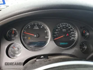 2008 Chevrolet Suburban Commercial with VIN 1GNFC16078R139197, listed as a Copart auction lot 79330764 with 291,325 mi miles and Salvage Title. Bid and sale history available at carsss.com. Image 9.