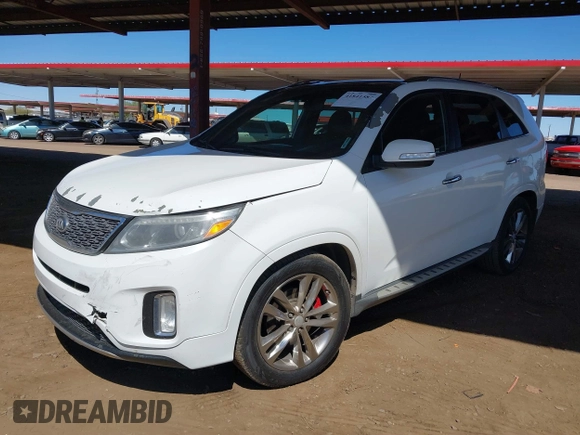 2014 Kia Sorento SX with VIN 5XYKW4A76EG438386, listed as a IAAI auction lot 41841587 with 183,076 mi miles. Bid and sale history available at carsss.com. Image 2.