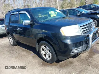 2015 Honda Pilot LX with VIN 5FNYF4H26FB075357, listed as a IAAI auction lot 41815967 with 192,422 mi miles. Bid and sale history available at carsss.com. Image 1.