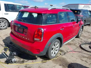 2019 MINI Countryman Cooper with VIN WMZYS7C55K3F45774, listed as a IAAI auction lot 41720883 with 124,599 mi miles and . Bid and sale history available at DreamBid. Image 4.