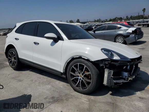 2019 Porsche Cayenne z VIN WP1AA2AY7KDA16322, wystawiony jako Copart lot #60017135 z przebiegiem 72 527 mil mil oraz Szkoda całkowita • Salvage title. Historia ofert i sprzedaży dostępna na DreamBid. Obrazek 4.