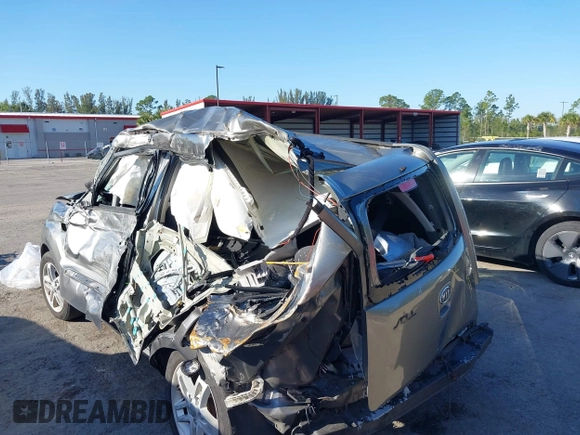 2011 Kia Soul + with VIN KNDJT2A2XB7288532, listed as a IAAI auction lot 38852336 with Not Provided miles and . Bid and sale history available at DreamBid. Image 3.