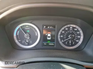 2018 Hyundai Sonata SE with VIN KMHE24L32JA079692, listed as a Copart auction lot 52740095 with 100,320 mi miles and Salvage Title. Bid and sale history available at DreamBid. Image 9.