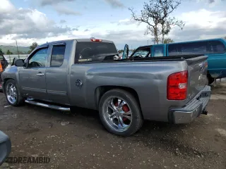 2009 Chevrolet Silverado 1500 LT with VIN 1GCEK29029Z114797, listed as a Copart auction lot 51542175 with 307,799 mi miles and Salvage Title. Bid and sale history available at carsss.com. Image 2.