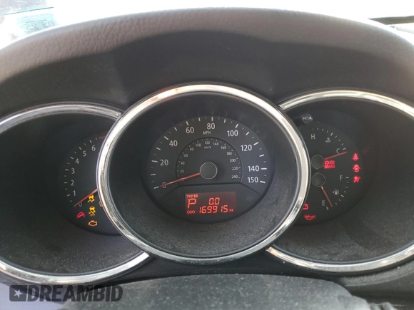2013 Kia Sorento LX with VIN 5XYKT4A24DG387790, listed as a Copart auction lot 48823965 with 169,915 mi miles and Clean Title. Bid and sale history available at carsss.com. Image 9.