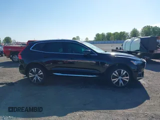 2022 Volvo XC60 Inscription z VIN YV4062RL2N1065356, wystawiony jako IAAI lot #41989735 z przebiegiem 17 013 mil mil oraz . Historia ofert i sprzedaży dostępna na DreamBid. Obrazek 13.