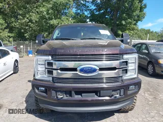 2018 Ford F-250 XL with VIN 1FT7W2BT5JEC36583, listed as a IAAI auction lot 40254495 with 137,845 mi miles and . Bid and sale history available at DreamBid. Image 12.