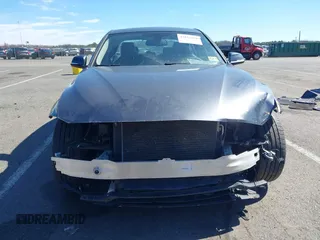 2015 BMW 3 Series 320i xDrive с VIN WBA3C3G55FNS73810, выставлен на аукционе IAAI как лот 41822468 с пробегом 76 779 миль миль и . История ставок и продаж доступна на DreamBid. Изображение 6.