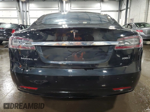 2019 Tesla Model S 75D z VIN 5YJSA1E25KF310915, wystawiony jako Copart lot #58130705 z przebiegiem 61 330 mil mil oraz Szkoda całkowita • Salvage title. Historia ofert i sprzedaży dostępna na DreamBid. Obrazek 6.