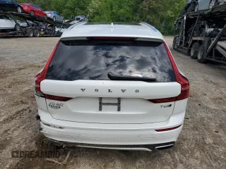 2019 Volvo XC60 R-Design z VIN LYVA22RMXKB234121, wystawiony jako Copart lot #57457405 z przebiegiem 93 792 mil mil oraz Szkoda całkowita • Salvage title. Historia ofert i sprzedaży dostępna na DreamBid. Obrazek 6.