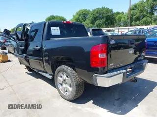 2010 Chevrolet Silverado 1500 LT with VIN 3GCRCSE04AG258330, listed as a IAAI auction lot 41962383 with 226,287 mi miles and . Bid and sale history available at DreamBid. Image 3.