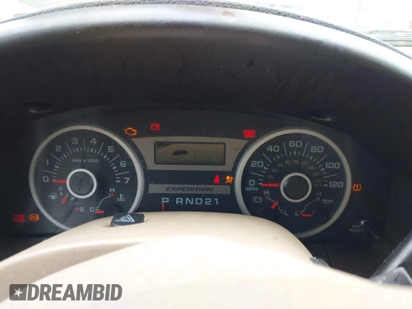 2005 Ford Expedition Eddie Bauer with VIN 1FMPU17555LA61159, listed as a IAAI auction lot 41843799 with 280,153 mi miles and . Bid and sale history available at DreamBid. Image 7.