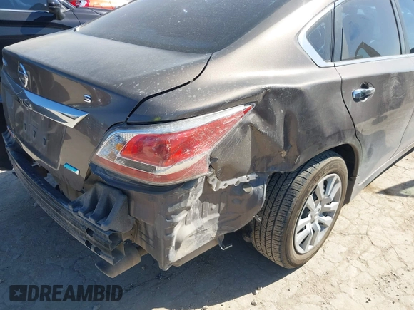2014 Nissan Altima SV with VIN 1N4AL3AP5EC198451, listed as a IAAI auction lot 41970690 with 181,827 mi miles and . Bid and sale history available at DreamBid. Image 6.