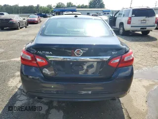2017 Nissan Altima SV z VIN 1N4AL3AP6HC116408, wystawiony jako Copart lot #54932685 z przebiegiem 141 468 mil mil oraz Szkoda całkowita • Salvage title. Historia ofert i sprzedaży dostępna na DreamBid. Obrazek 6.