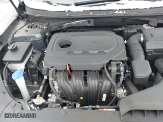2019 Hyundai Sonata Sport with VIN 5NPE34AF5KH806249, listed as a IAAI auction lot 41567922 with 27,649 mi miles. Bid and sale history available at carsss.com. Image 10.