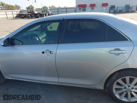 2013 Toyota Camry L with VIN 4T1BF1FK6DU686948, listed as a IAAI auction lot 41816907 with 174,811 mi miles. Bid and sale history available at carsss.com. Image 14.