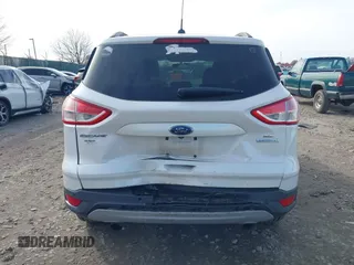 2014 Ford Escape SE with VIN 1FMCU0GX1EUB23743, listed as a IAAI auction lot 40893420 with 74,506 mi miles. Bid and sale history available at carsss.com. Image 15.