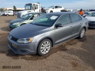 2012 Volkswagen Jetta Sedan SE PZEV with VIN 3VWDP7AJ7CM371023, listed as a IAAI auction lot 41715266 with NaN miles. Bid and sale history available at carsss.com. Image 2.