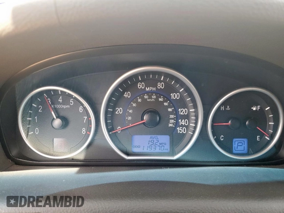 2012 Hyundai Veracruz Limited z VIN KM8NU4CCXCU186016, wystawiony jako Copart lot #62603715 z przebiegiem 119 370 mil mil oraz Czysty tytuł • Clean title. Historia ofert i sprzedaży dostępna na DreamBid. Obrazek 9.