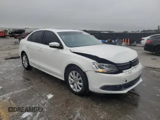 2013 Volkswagen Jetta SE z VIN 3VWDX7AJ9DM368707, wystawiony jako Copart lot #50542785 z przebiegiem 100 395 mil mil oraz Szkoda całkowita • Salvage title. Historia ofert i sprzedaży dostępna na DreamBid. Obrazek 4.