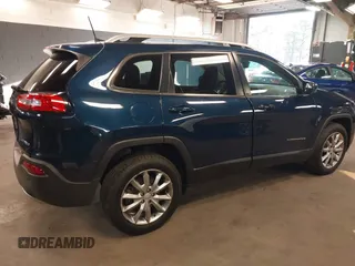 2018 Jeep Cherokee Limited with VIN 1C4PJMDXXJD611125, listed as a IAAI auction lot 41811985 with 148,956 mi miles. Bid and sale history available at carsss.com. Image 4.
