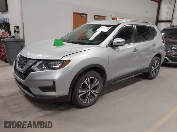 2020 Nissan Rogue SL with VIN 5N1AT2MV0LC795806, listed as a IAAI auction lot 41660180 with 64,217 mi miles and . Bid and sale history available at DreamBid. Image 2.