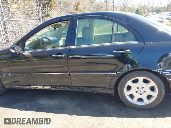2006 Mercedes-Benz C 280 Luxury with VIN WDBRF54H56A825858, listed as a IAAI auction lot 41860629 with 228,039 mi miles and . Bid and sale history available at DreamBid. Image 14.