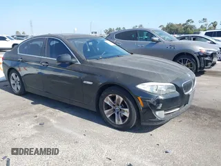 2013 BMW 5 Series 528i xDrive with VIN WBAXH5C50DDW14232, listed as a IAAI auction lot 42551529 with 101,342 mi miles and . Bid and sale history available at DreamBid. Image 1.