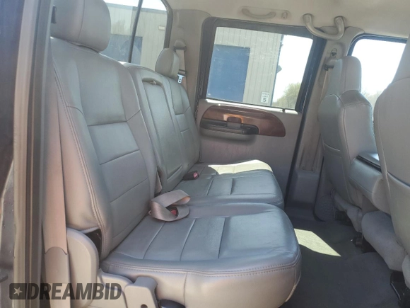 2005 Ford F-250 XL с VIN 1FTSW21P85EC27655, выставлен на аукционе Copart как лот 54161755 с пробегом 186 502 миль миль и Списание • Salvage title. История ставок и продаж доступна на DreamBid. Изображение 10.