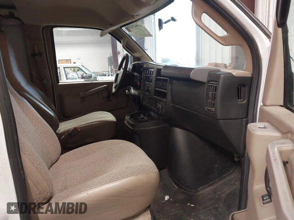 2017 Chevrolet Express Cargo Van with VIN 1GCWGBFF3H1186362, listed as a IAAI auction lot 41943220 with 163,229 mi miles. Bid and sale history available at carsss.com. Image 5.