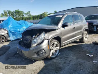 2016 Volkswagen Tiguan R-Line with VIN WVGAV7AX4GW065625, listed as a Copart auction lot 55205285 with 105,565 mi miles and Salvage title. Bid and sale history available at DreamBid. Image 1.