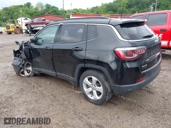 2018 Jeep Compass Latitude z VIN 3C4NJDBB6JT480333, wystawiony jako IAAI lot #42308613 z przebiegiem 64 307 mil mil oraz . Historia ofert i sprzedaży dostępna na DreamBid. Obrazek 3.