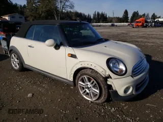 2012 MINI Convertible с VIN WMWZN3C52CT133828, выставлен на аукционе Copart как лот 89387935 с пробегом 106 567 миль миль и Списание • Salvage title. История ставок и продаж доступна на DreamBid. Изображение 4.