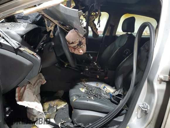 2017 Ford Focus Titanium с VIN 1FADP3N20HL274033, выставлен на аукционе Copart как лот 57295925 с пробегом Не указан миль и Списание • Salvage title. История ставок и продаж доступна на DreamBid. Изображение 7.