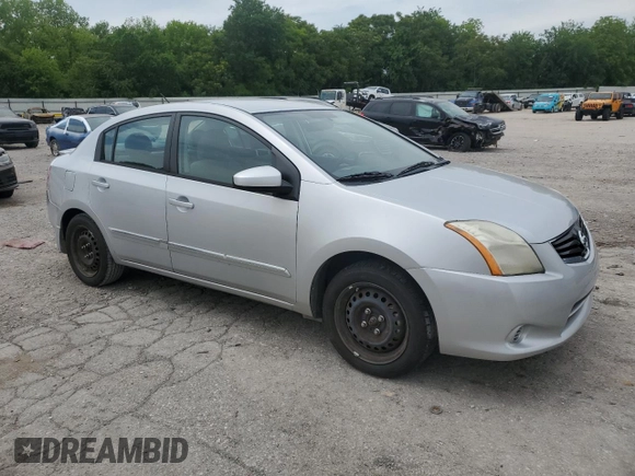 2012 Nissan Sentra S z VIN 3N1AB6AP5CL650580, wystawiony jako Copart lot #55660165 z przebiegiem 149 450 mil mil oraz Szkoda całkowita • Salvage title. Historia ofert i sprzedaży dostępna na DreamBid. Obrazek 4.