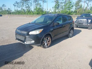 2014 Ford Escape SE with VIN 1FMCU0G94EUA43175, listed as a IAAI auction lot 42157926 with 1 mi miles. Bid and sale history available at carsss.com. Image 2.