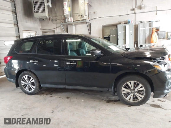 2017 Nissan Pathfinder Platinum with VIN 5N1DR2MM1HC632396, listed as a IAAI auction lot 41871050 with 53,419 mi miles and . Bid and sale history available at DreamBid. Image 13.